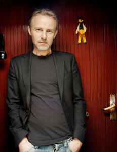 Jo Nesb� er ikke bare rik, han er en luring ogs�