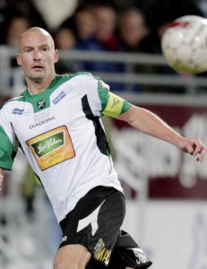 Hønefoss satser på ung trenerduo