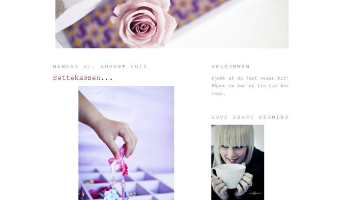 Love Peace Pionies: Kristina Landro Olsen er en dreven blogger, og har ogs� en bryllupsblogg som hun driver med to andre. Men p� Love Peace Pionies g�r det mest i interi�r - og litt blomster, selvf�lgelig.