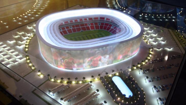 SPEKTAKUL�RT: Med stadionanlegg som dette i Al-Rayyan, lover Qatar et spektakul�rt og kompakt verdensmesterskap i 2022.Foto: SCANPIX/AP Osama Faisal
