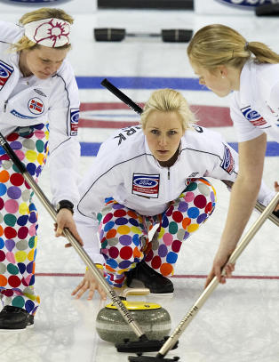 Curlingjentene slo tilbake