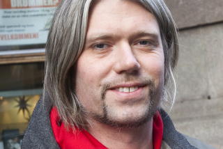 Trond Berger (37), jobber p� bosenter for psykiatriske pasienter:1: Gavekort p� ubegrenset adgang til sv�mmehallen i kommunen.2: Toalettveske med firmalogo.3: Forventer ikke s� mye, siden jeg jobber i kommunen -  kanskje en symbolsk gave til 100 kroner?
