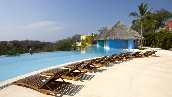 SAMME HOTELL: �Paradise Hotel� blir ogs� i �r spilt inn i Mexoci p� grunn av uv�ret i Colombia. Foto: TV 3