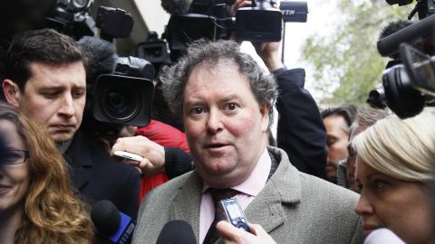 OPPGITT: Mark Stephens, Assanges advokat - her fra f�r fengslingsm�tet i g�r. Foto: AP/Scanpix