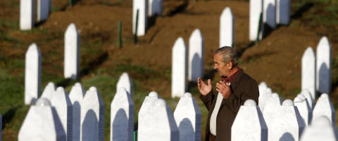 Kriminalteknikere �pnet ny massegrav i Srebrenica