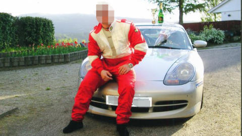 PORSCHE: I 2007, da dette bildet ble tatt, st�r fiskebileieren oppf�rt med 0,- i inntekt. Foto: Privat