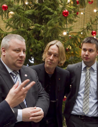 - Uklokt � legge fram datalagringsdirektivet n�