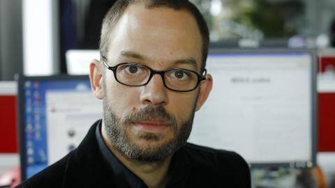  FRA WIKILEAKS-TIDA:  Som WikiLeaks-talsmanng ikk han under navnet Daniel Schmitt. Her fra et intervju med nyhetsbyr�et AP i fjor. Foto: (AP Photo/Markus Schreiber)