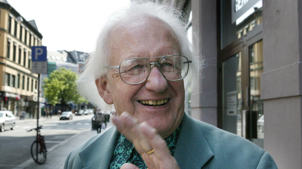 �En av Kinas fem beste venner�:  Fredsforsker Johan Galtung traff sentralkomiteen i kommunistpartiet i Kina i september, og sier han ba dem l�slate dagens mottaker av Nobels fredspris, Liu Xiaobo. 
Foto: OLE C. H. THOMASSEN/Dagbladet