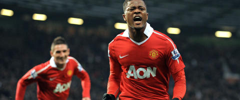 Evra gj�r narr av Arsenal