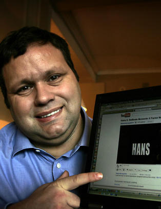 - Hans. Helt klart
