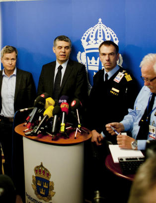 Etterforsker bombeangrepet som en terrorhandling