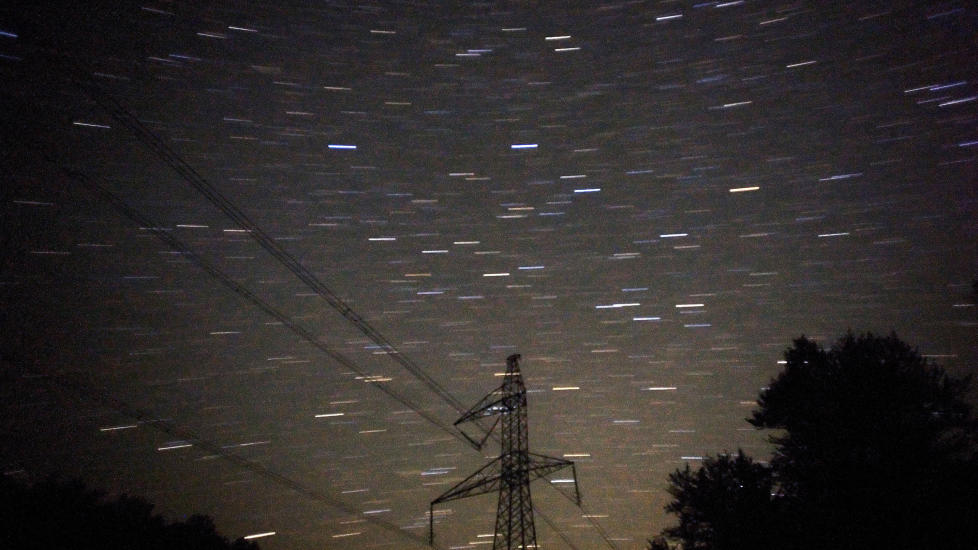 SPEKTAKUL�RT:  Det kan bli et spektakul�rt skue p� nattehimmelen natt til tirsdag. FOTO: AFP PHOTO