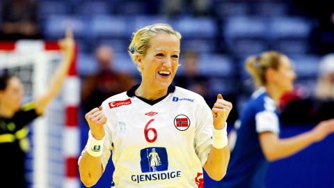 TILBAKEVISER KRITIKKEN: Heidi L�ke mener at hun ikke er en grisespiller, slik Kamilla Kristensen p�st�r. Foto: GORM KALLESTAD/SCANPIX