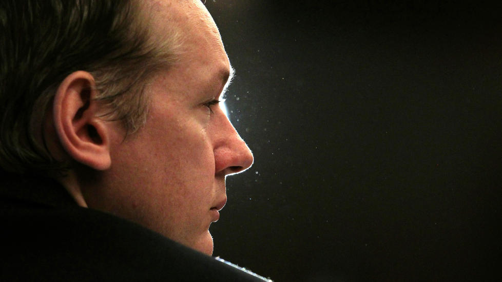 KJ�R �PENHET: De svenske kvinnene som har anmeldt Julian Assange, blir offentlig mistrodd.

Debatten p� Twitter handler ikke direkte om saken, men om seksuelle overgrep, grenser og gr�soner.


Foto: Reuters/Scanpix