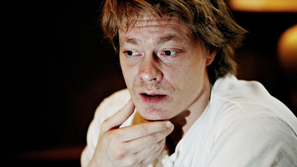 PREMIEREKLAR:  P� fredag har storfilmen �Kongen av Bast�y kinopremiere�. Der spiller Kristoffer Joner mot uerfarne skuespillere. De var s� gode at han burderer � se seg om etter en ny jobb  Foto: Torbj�rn Gr�nning