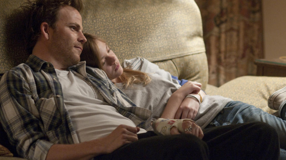 FINNER SAMMEN: Filmstjernen Johnny Marco (Stephen Dorff) og datteren Cleo (Elle Fanning) i Sofia Coppolas nyeste film.