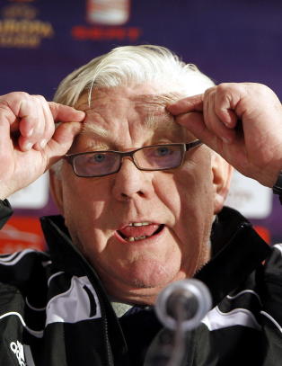 - Janne... Janne... Hjelp meg da!