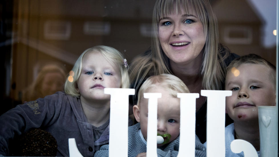 Vinneren: Dagbladets s�ndagsmagasin og interi�rkjeden Kul�r har k�ret den aller beste interi�rbloggen i Norge. Linda S�b� driver bloggen Den Gode Feen ved siden av et aktivt liv som trebarnsmor til Alma, Simon og Samson - og full jobb som geolog. Bes�k henne p� hjemmebane i s�ndagsmagasinet i morgen.