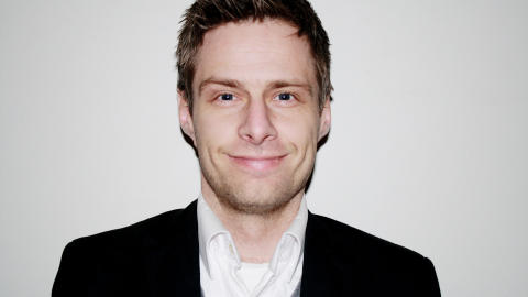 �DUMT � LA DEM GŻ: Espen Bar�s Bye tror NRK kan svekkes p� lang sikt om de lar �Storbynatt�-gutta g� til en annen kanal. Foto: Privat