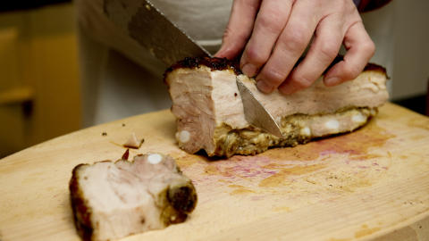 RIBBE: Sånn skal en ribbe se ut. Foto: Øistein Norum Monsen RIBBE: Sånn skal en ribbe se ut. Foto: Øistein Norum Monsen
