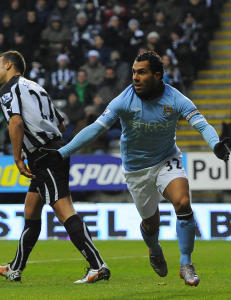 Tevez unnskyldte seg med å senke Newcastle
