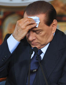 Berlusconi refses for politistripping