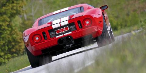 BRUTAL: Ford GT ser macho ut, og oppleves ogs� slik. Men faktisk er den samtidig b�de sv�rt s� lettkj�rt og komfortabel. Foto: Andreas Handeland