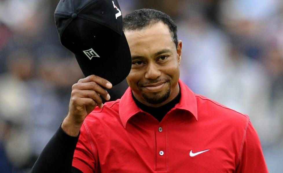 UTEN SEIER I 2010: Men det hindret ikke Tiger Woods fra � parkere konkurrentene p� inntektssiden. Foto: EPA/MIKE NELSON