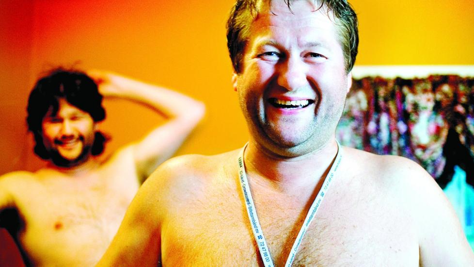 -� E FINNJ DDE-frontfigur Bjarne Br�ndbo er med i f�rste episode av Hvem tror du at du er? p� NRK. Her er han p� ungkarsfestivalen i Suldal sammen med lillebror Eskil Br�ndbo. Foto: Anniken C. Mohr/Dagbladet