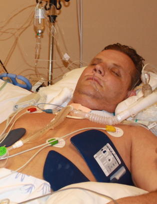 Knut (47) l� i koma i seks uker