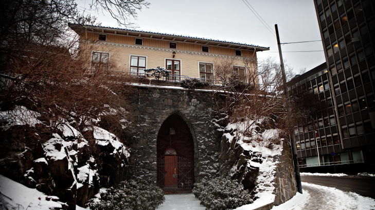 BEBOER S�KES: Statens �resbolig for kunstnere, bedre kjent som Grotten, skal n� f� nye beboere. Men hvem er forel�pig ikke bestemt. Foto: Lars Eivind Bones / Dagbladet