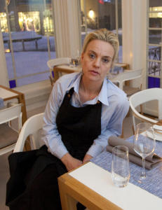 Dr. Madeleine Larsen bestilte bryllup til 45 gjester
