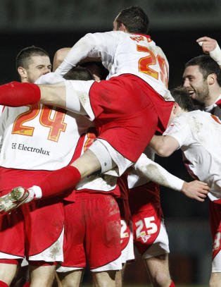 Stevenage sendte Newcastle hodestups ut av FA-cupen