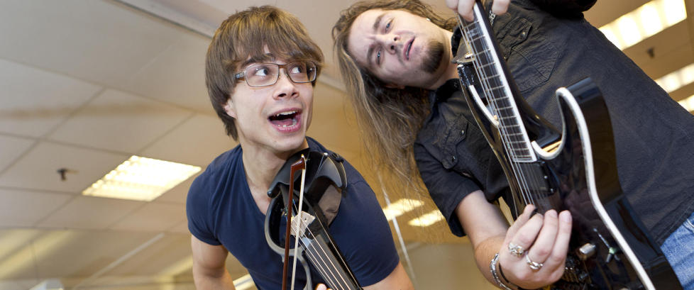 - Jeg burde vært heavy metal-artist