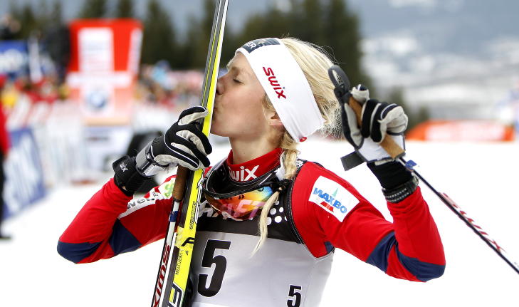 VAKKER SKIL�PER: Medieekspert Jonas Buskop tror det kan ha noe � gj�re med at hun er pen � se p� og alltid blid.
Foto: Gorm Kallestad / Scanpix