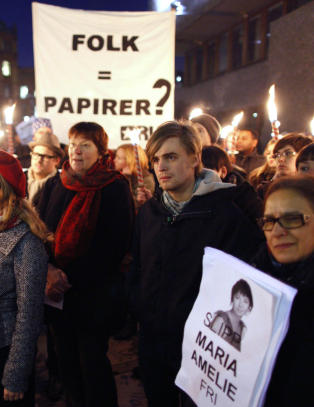 - Jeg forst�r ikke hvorfor jeg ikke f�r v�re med henne