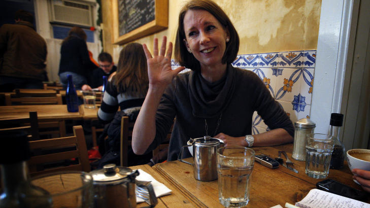 Forandret livsstil: Gretchen Rubin brukte et �r p� � unders�ke sine egne lykketeorier. Foto: �rjan Ellingv�g