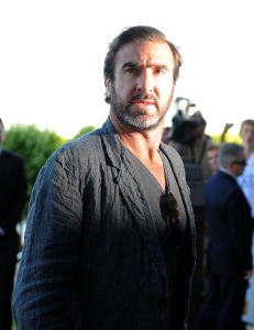 Cantona ny direktør i en klubb uten spillere
