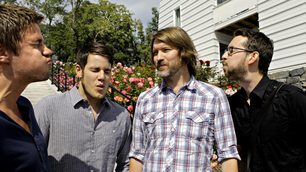 STERK DEBUT: Magic Pocket, her uten plategjest Morten Qvenild, da bandet fikk det store jazZstipendiet i Molde i 2009. Fra v. Daniel Herskedal, Erik Nylander, Erik Johannessen og Hayden Powell. Foto: Lars Eivind Bones/Dagbladet.