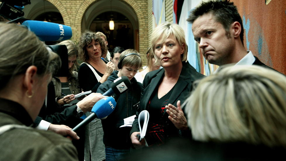 - HUN F�R HJELP: Roger Sandum, statssekret�r for SV-leder Kristin Halvorsen, sier at regelendringene helt klart vi hjelpe Maria Amelie. Foto:Steinar Buholm/Dagbladet.