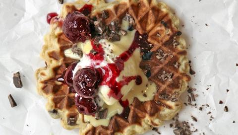 FAVORITTEN: Ingen barn (eller voksne) kan motst� vafler med sjokolade. FOTO: Alf B�rjesson, www.matprat.no