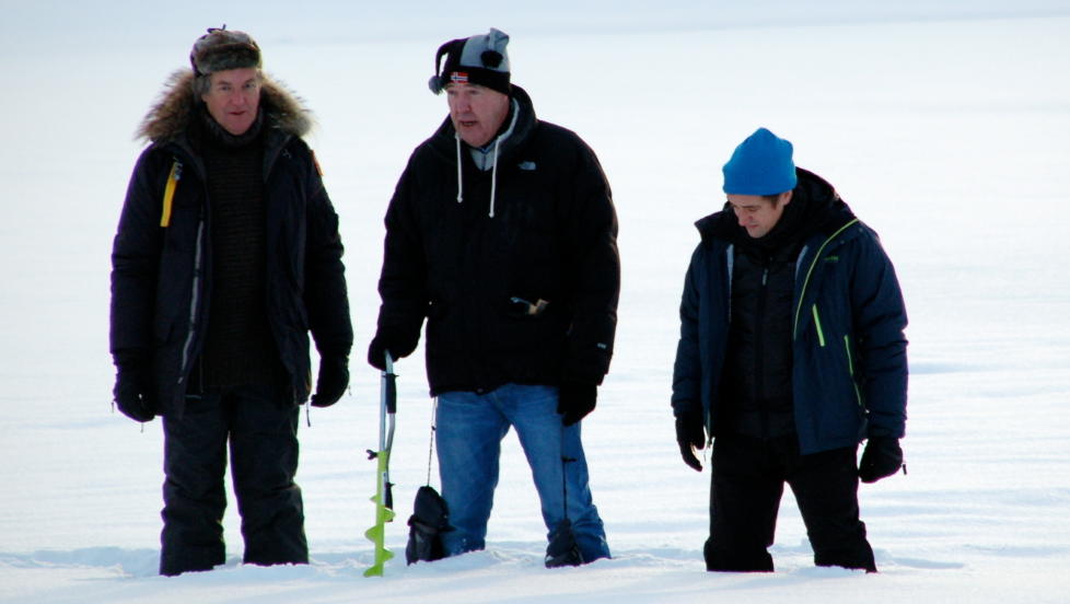 I NORGE: James May, Jeremy Clarkson og Richard Hammond koste seg mellom opptakene p� �yangen. Foto: Svein-Erik Hole