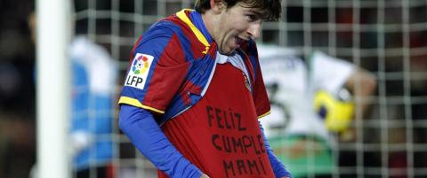 Messi hyllet mamma da Barcelona tangerte rekord