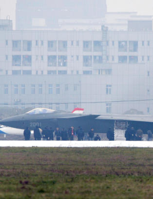 - Bruker amerikansk teknologi i nytt stealth-fly