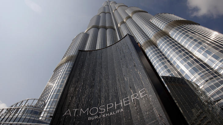 160 ETASJER: Burj Khalifa strekker seg 828 meter opp i v�ret, og er med det verdens h�yeste bygning. Foto: JUMANA EL-HELOUEH/REUTERS/SCANPIX