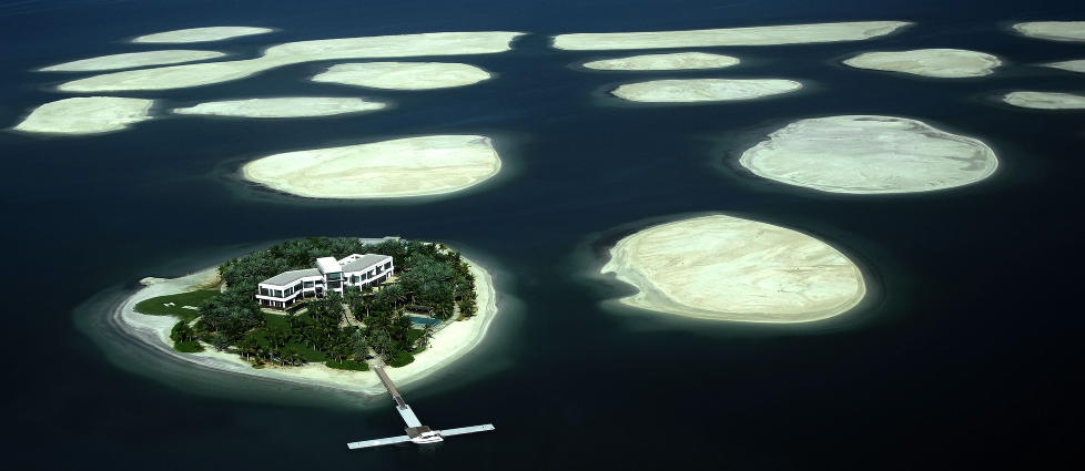 ENSOM MAJESTET: Sjeik Mohammed bin Rashid Al Maktoums palass p� Gr�nland, ligger fortsatt ensom blant 299 andre �yer. Foto: MARWAN NAAMANI/AFP/SCANPIX