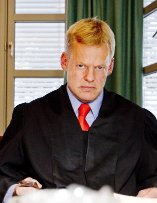 - Sv�rt alvorlig, men foreldet