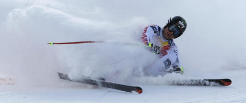 Nok en �sterriker falt stygt i utforl�ypa