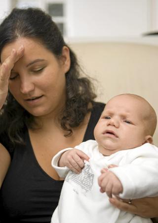 STRESS: F�rstegangsf�dende stresser ekstra mye med � leve opp til bildet av den perfekte mamma, tror familieveileder. ILLUSTRASJONSFOTO: www.colourbox.com